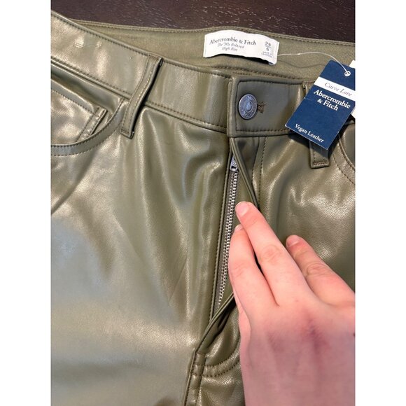 NEW Abercrombie & Fitch Curve Love 90's Cargo High-Rise Vegan Leather Trousers - Picture 7 of 15